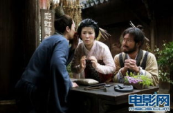 神奇侠侣电影,穿越时空的侠侣传奇，笑料百出的江湖奇遇