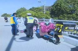 山里骑车送外卖违法吗现在怎么处理,山里骑车送外卖违法处理解析